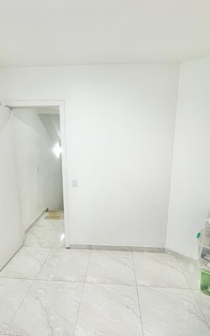 Casa de condomínio à venda com 128m², 3 quartos e 2 vagas Casa de condomínio à venda com 128m², 3 quartos e 2 vagasQuarto 1