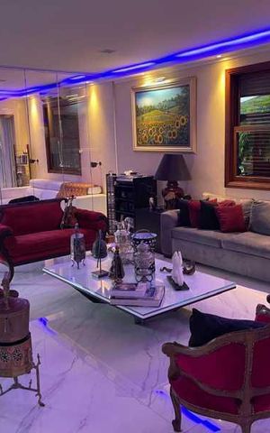 Apartamento à venda com 200m², 3 quartos e 1 vaga