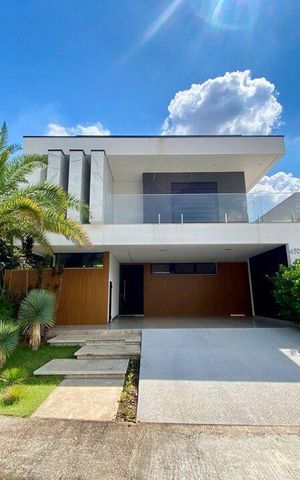 Casa à venda com 283m², 3 quartos e 4 vagas