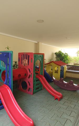 Apartamento à venda com 71m², 2 quartos e 2 vagasÁrea comum - Playground