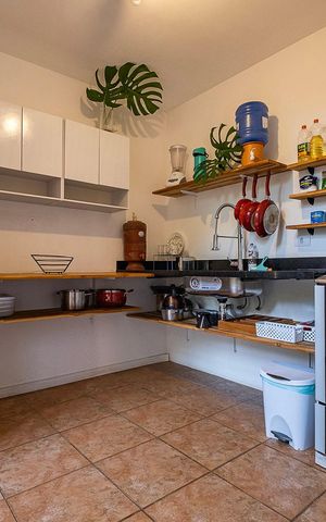 Casa para alugar com 430m², 6 quartos e 2 vagas Casa para alugar com 430m², 6 quartos e 2 vagasCasa 2 - Cozinha