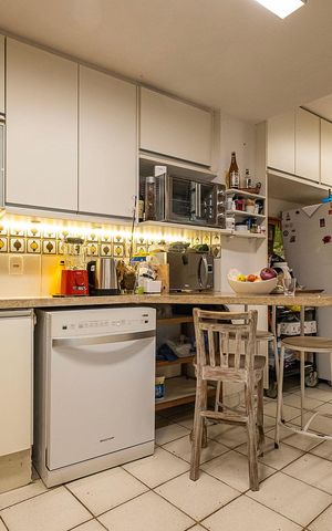Casa para alugar com 430m², 6 quartos e 2 vagas Casa para alugar com 430m², 6 quartos e 2 vagasCasa 1 - Cozinha