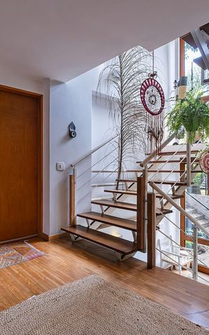 Casa para alugar com 430m², 6 quartos e 2 vagas Casa para alugar com 430m², 6 quartos e 2 vagasCasa 1 - Sala 1