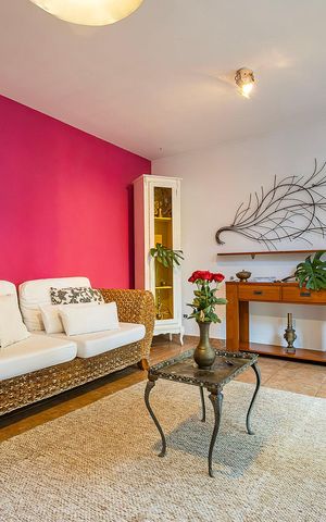 Casa para alugar com 430m², 6 quartos e 2 vagas Casa para alugar com 430m², 6 quartos e 2 vagasCasa 2 - Sala