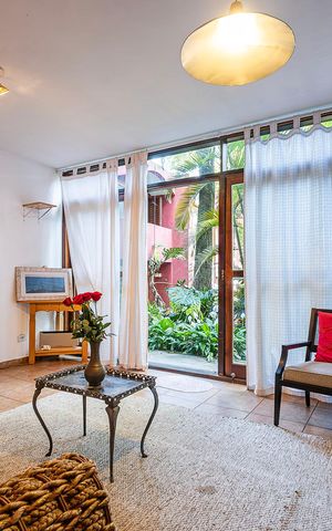 Casa para alugar com 430m², 6 quartos e 2 vagas Casa para alugar com 430m², 6 quartos e 2 vagasCasa 2 - Sala