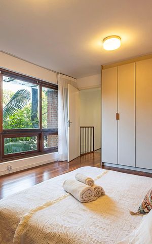 Casa para alugar com 430m², 6 quartos e 2 vagas Casa para alugar com 430m², 6 quartos e 2 vagasCasa 2 - Quarto 1