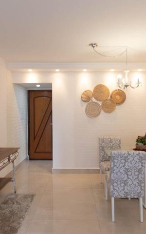 Apartamento à venda com 70m², 2 quartos e 1 vaga Apartamento à venda com 70m², 2 quartos e 1 vagaSala