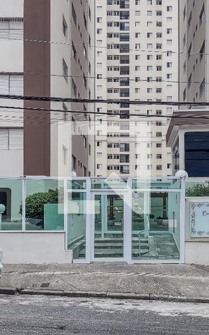 Apartamento à venda com 70m², 2 quartos e 1 vaga Apartamento à venda com 70m², 2 quartos e 1 vagaFachada