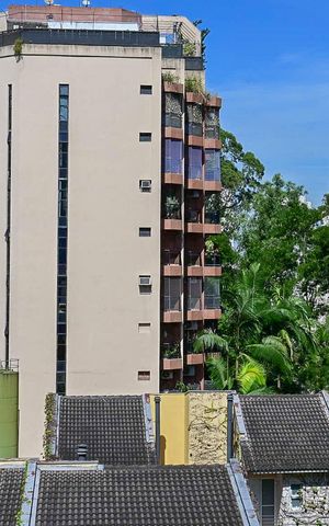 Apartamento à venda com 64m², 2 quartos e 2 vagasVista da Suíte 2