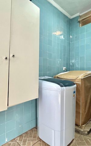 Casa à venda com 170m², 3 quartos e 2 vagasÁrea de Serviço