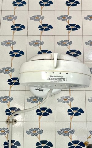 Casa à venda com 170m², 3 quartos e 2 vagasBanheiro Corredor