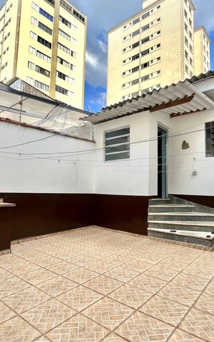 Casa à venda com 170m², 3 quartos e 2 vagasQuintal