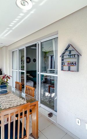 Apartamento à venda com 100m², 3 quartos e 2 vagasVaranda