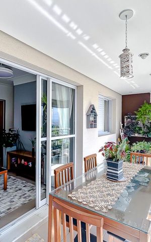 Apartamento à venda com 100m², 3 quartos e 2 vagasVaranda