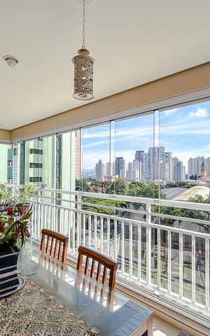 Apartamento à venda com 100m², 3 quartos e 2 vagasVaranda