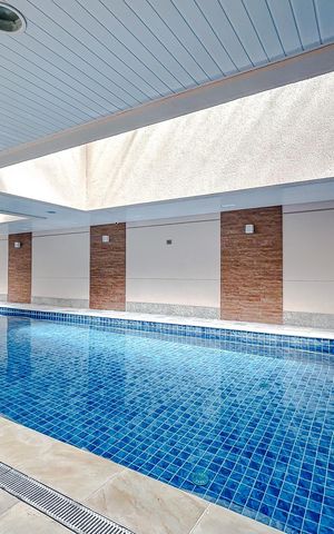 Apartamento à venda com 100m², 3 quartos e 2 vagasÁrea comum - Piscina