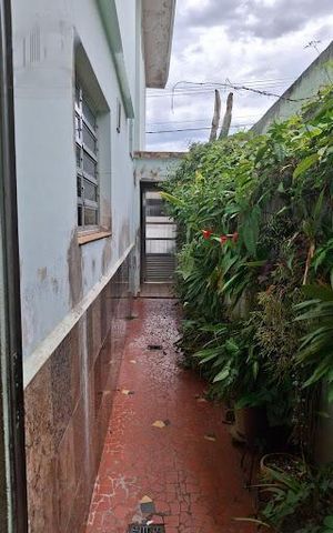 Casa à venda com 100m², 2 quartos e 1 vaga