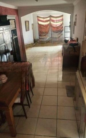 Casa à venda com 143m², 5 quartos e 2 vagas