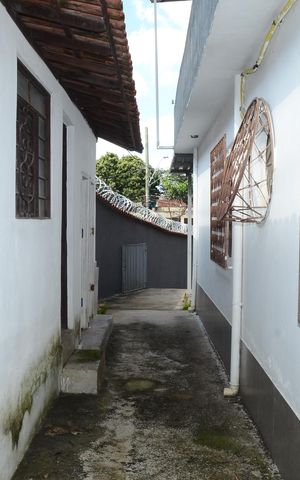 Casa à venda com 250m², 3 quartos e 6 vagasÁrea externa