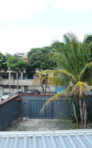 Casa à venda com 250m², 3 quartos e 6 vagasVista da Sacada