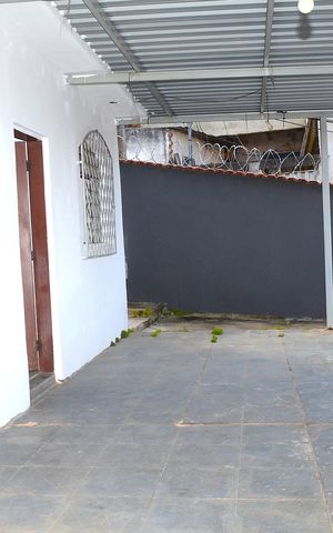 Casa à venda com 250m², 3 quartos e 6 vagasVaranda