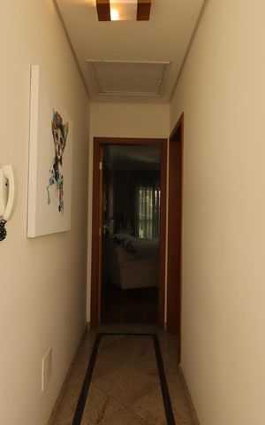 Casa à venda com 175m², 3 quartos e 2 vagasCorredor