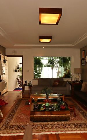Casa à venda com 175m², 3 quartos e 2 vagasSala