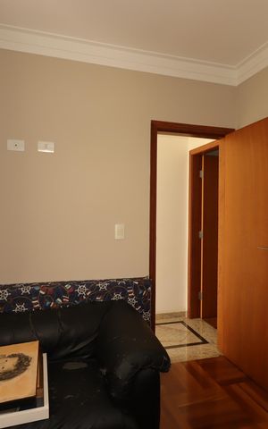 Casa à venda com 175m², 3 quartos e 2 vagasSuíte 2