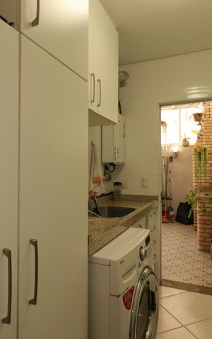 Casa à venda com 175m², 3 quartos e 2 vagasÁrea de Serviço