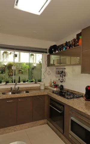 Casa à venda com 175m², 3 quartos e 2 vagasCozinha