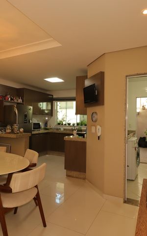 Casa à venda com 175m², 3 quartos e 2 vagasSala de Jantar
