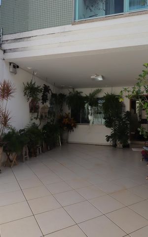 Casa à venda com 175m², 3 quartos e 2 vagasGaragem