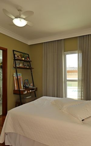 Casa à venda com 175m², 3 quartos e 2 vagasSuíte 1