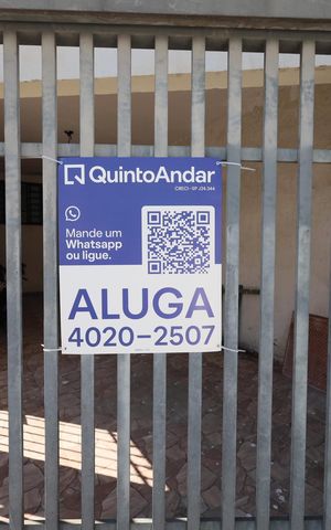 Casa para alugar com 100m², 2 quartos e 1 vagaFachada
