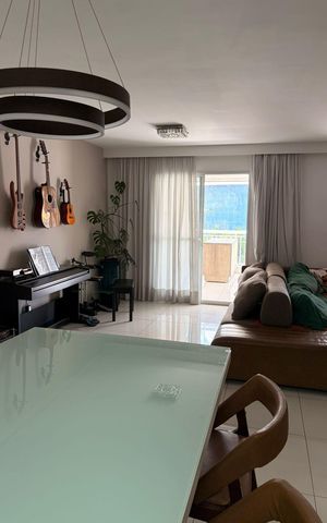 Apartamento à venda com 119m², 3 quartos e 2 vagas Apartamento à venda com 119m², 3 quartos e 2 vagasSala