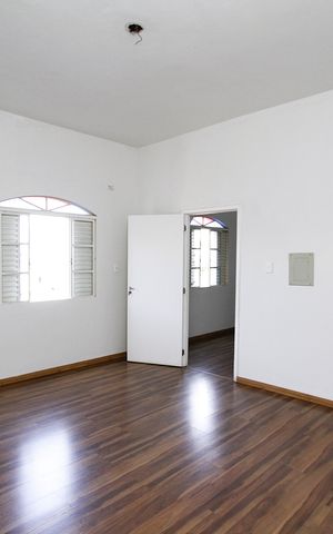 Casa para alugar com 214m², 2 quartos e 1 vagaQuarto 2
