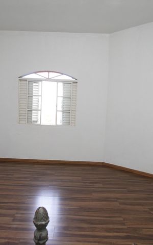 Casa para alugar com 214m², 2 quartos e 1 vagaSala de TV