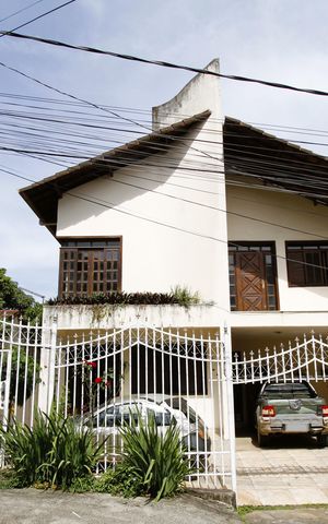 Casa para alugar com 214m², 2 quartos e 1 vagaFachada