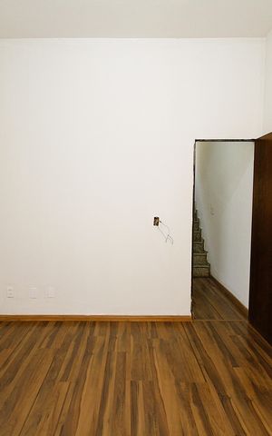 Casa para alugar com 214m², 2 quartos e 1 vagaQuarto 1