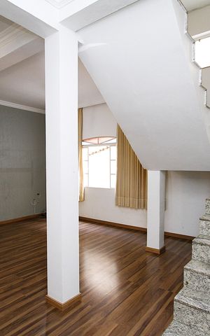 Casa para alugar com 214m², 2 quartos e 1 vagaSala