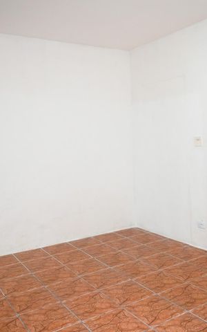 Casa para alugar com 31m², 1 quarto e sem vaga