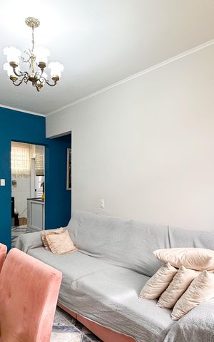 Apartamento à venda com 74m², 2 quartos e 1 vaga Apartamento à venda com 74m², 2 quartos e 1 vagaSala