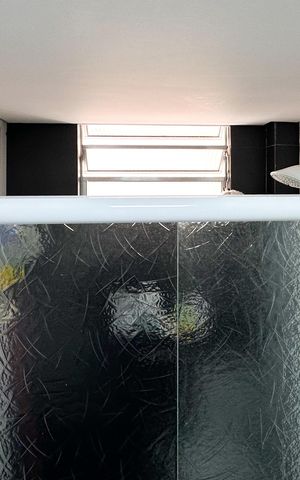 Apartamento à venda com 74m², 2 quartos e 1 vaga Apartamento à venda com 74m², 2 quartos e 1 vagaBanheiro Social