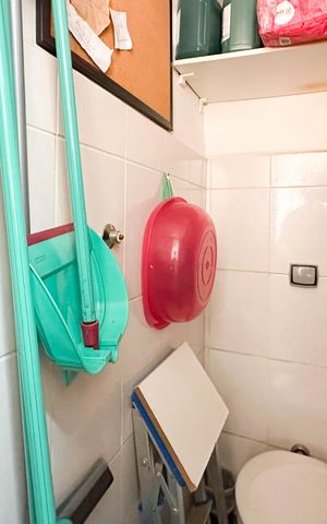 Apartamento à venda com 74m², 2 quartos e 1 vaga Apartamento à venda com 74m², 2 quartos e 1 vagaBanheiro de serviço