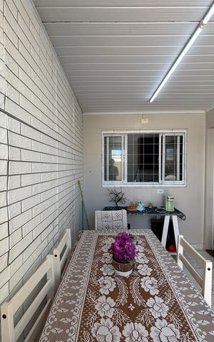 Casa à venda com 195m², 2 quartos e 2 vagas Casa à venda com 195m², 2 quartos e 2 vagasSala de Jantar