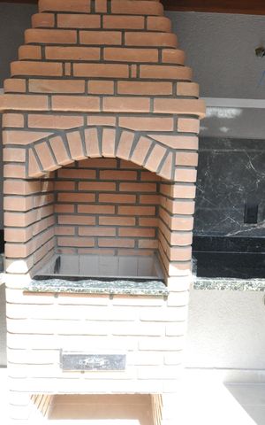 Casa à venda com 120m², 3 quartos e 2 vagasChurrasqueira