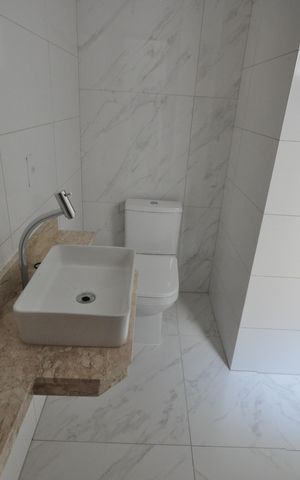 Casa à venda com 120m², 3 quartos e 2 vagasBanheiro da Suíte 2