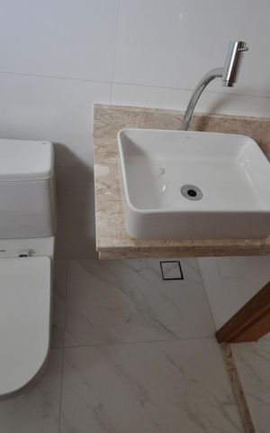 Casa à venda com 120m², 3 quartos e 2 vagasBanheiro da Suíte 3