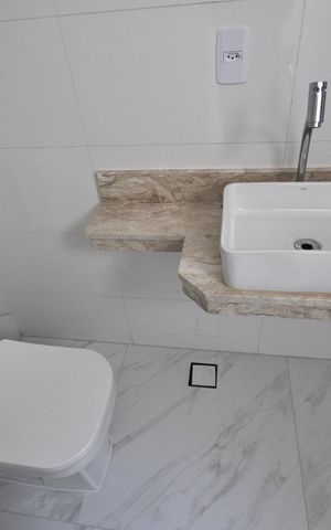 Casa à venda com 120m², 3 quartos e 2 vagasBanheiro da Suíte 2