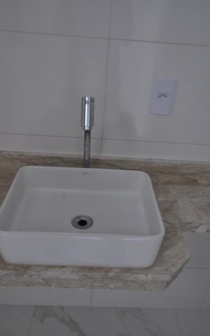 Casa à venda com 120m², 3 quartos e 2 vagasBanheiro da Suíte 2
